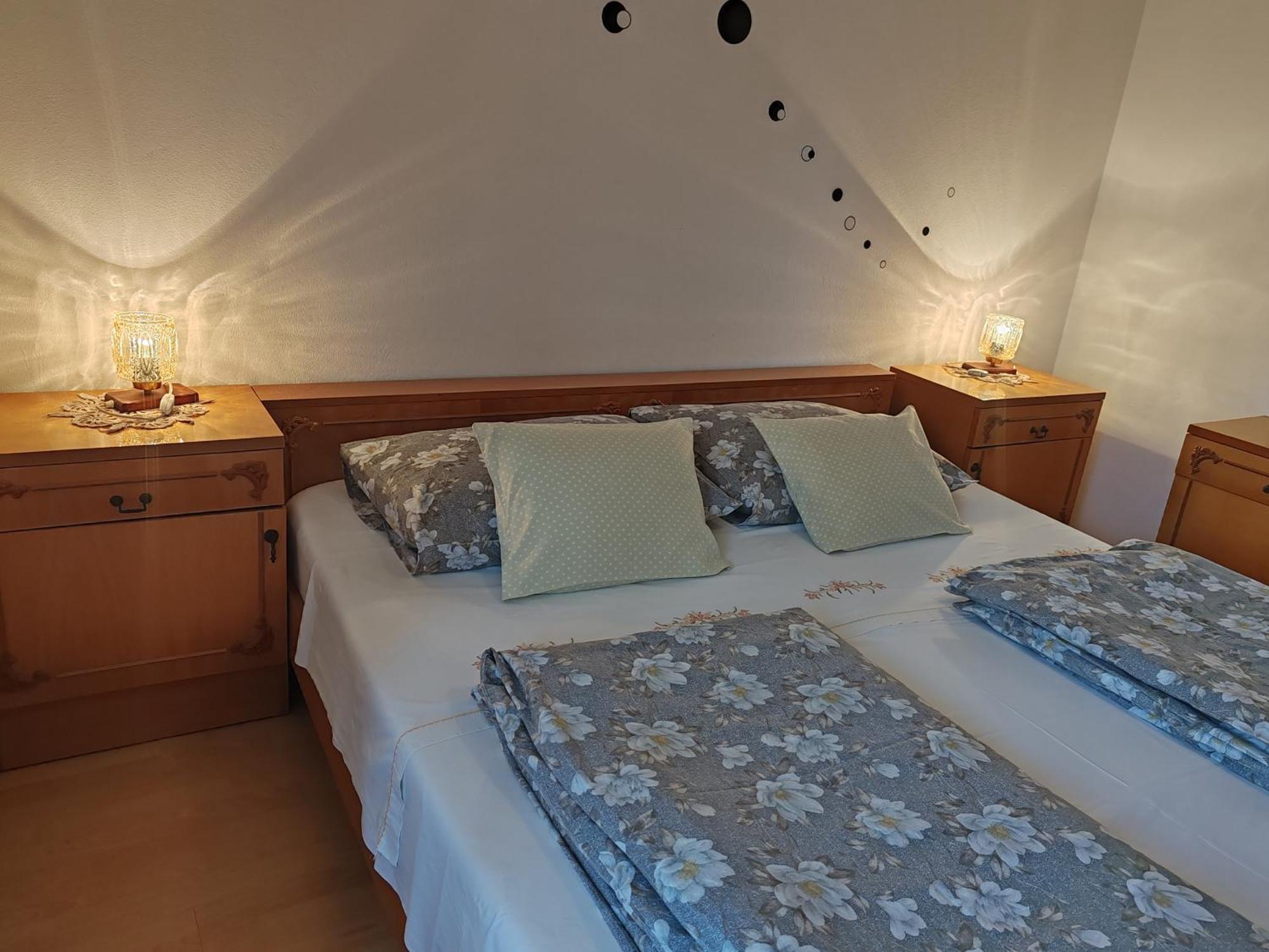 Apartment Dora Draga Bašćanska エクステリア 写真